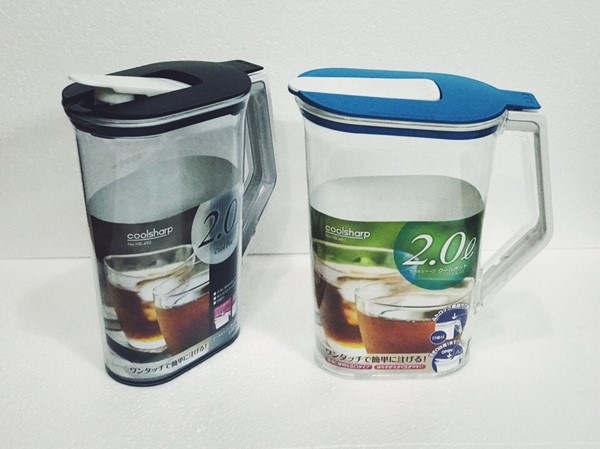 0000305-binh-dung-nuoc-cao-cap-2l-nap-den-600