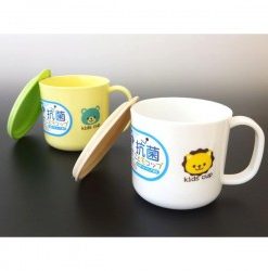 Cốc uống nước có nắp đậy cho trẻ em