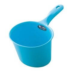 Ca nhựa có tay cầm màu xanh