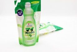 Nước rửa chén hương chanh loại túi 500ml Rocket