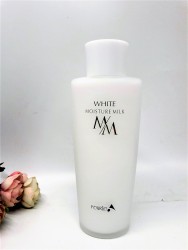 Sữa dưỡng ẩm và làm trắng da Pourto A