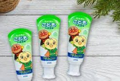 Kem đánh răng Lion cho trẻ nhỏ vị dưa gang